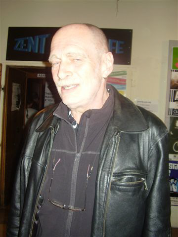 P3250055